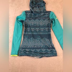 Nike Pro Dri Fit Long Sleeve Cowl Neck Top Sz. Small  Women's Running
